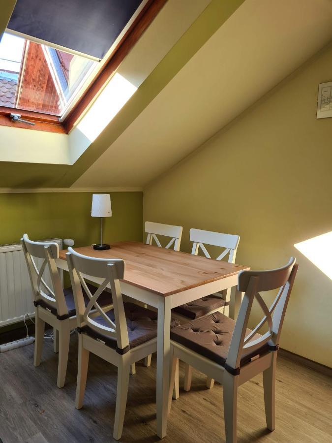 Bed and Breakfast Palantir Panzio à Miskolc Extérieur photo